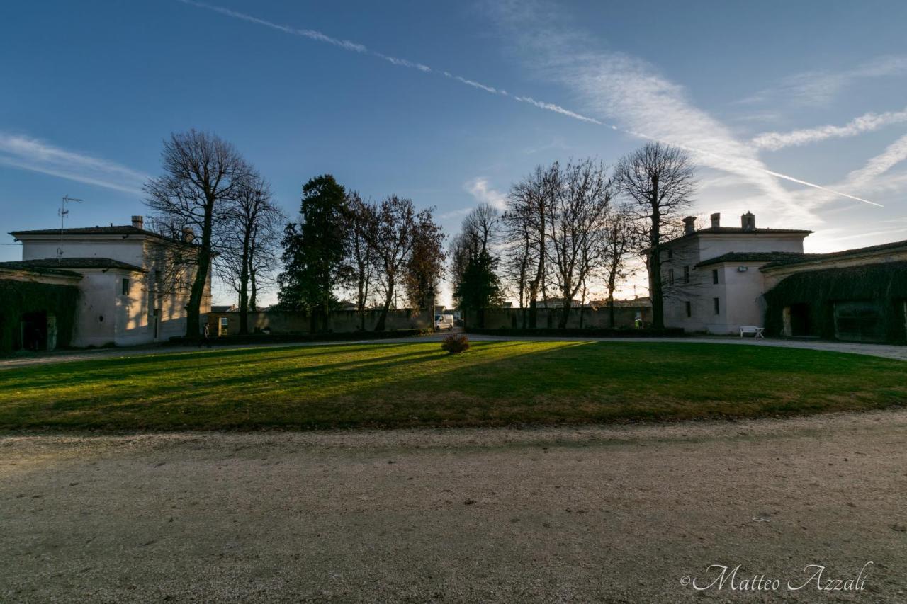 Ostello Castello Mina Della Scala Casteldidone Экстерьер фото